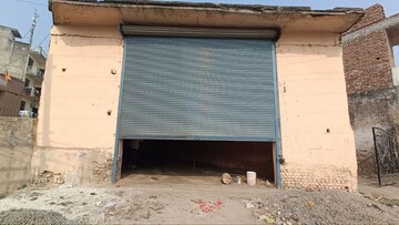  Warehouse For Rent in Pali