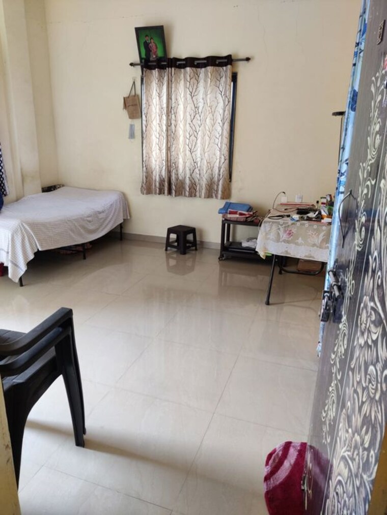 Room, wadegaon 1 Bedroom 750 Sq.Ft. Apartment In Wadegaon Pune 9731770