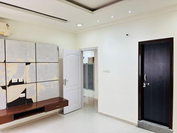 Room, madhapur 3 Bedroom 1850 Sq.Ft. Builder Floor In Madhapur Hyderabad 9731826