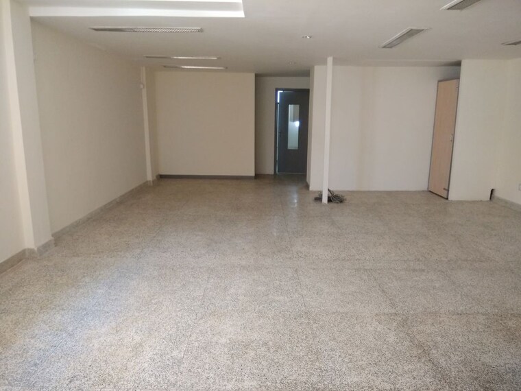 Floor Plan, sector 63 Commercial Office Space 10000 Sq.Ft. In Sector 63 Noida 9731774