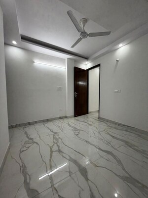 Room in 3 BHK Builder Floor at Govindpuri – for Sale
