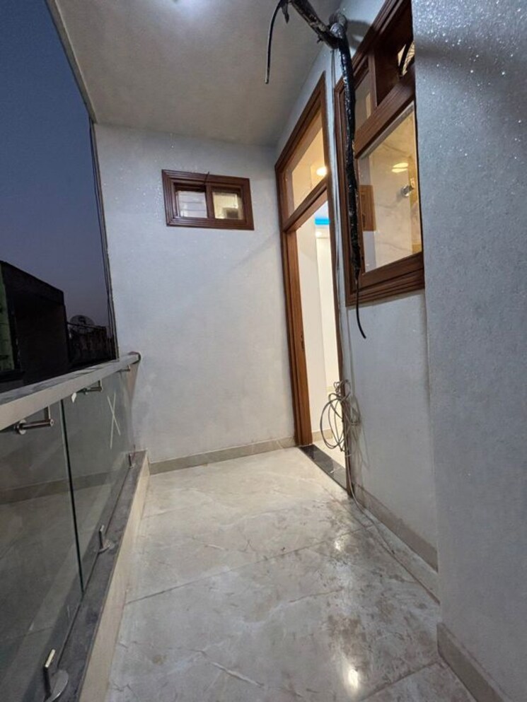 undefined, govindpuri 3 Bedroom 90 Sq.Yd. Builder Floor In Govindpuri Delhi 9731823