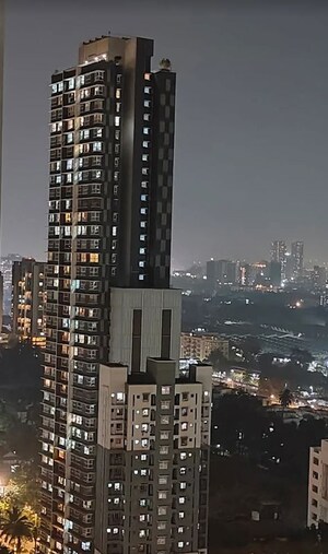 2 BHK Apartment – Exterior View View at Wadhwa Pristine, Matunga West - for Rent