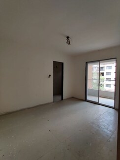 2 BHK Apartment For Rent in Padmalaya Pearl