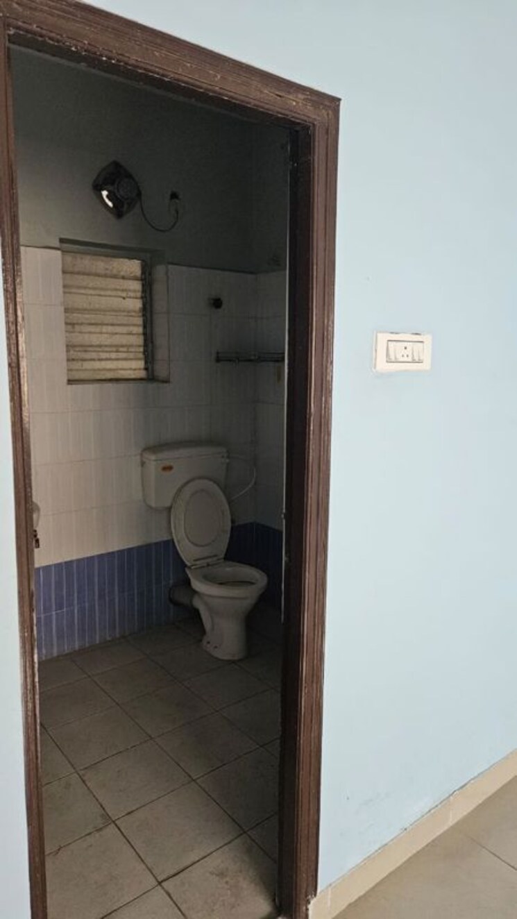 Bathroom, sgil-gardenia 2 Bedroom 730 Sq.Ft. Apartment In Narendrapur Kolkata 9628612