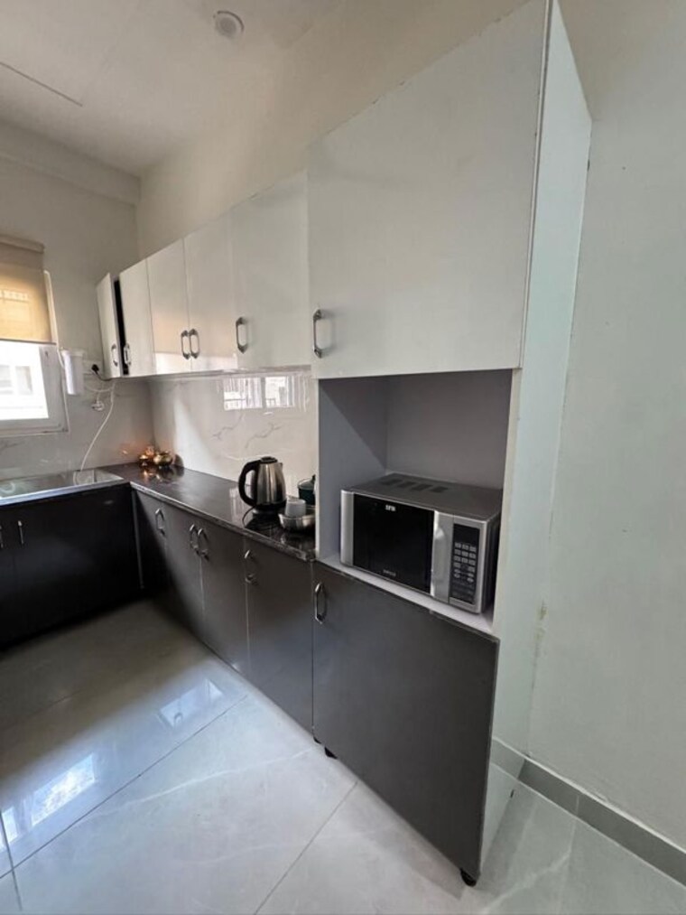 Kitchen, skylar-homes 3 Bedroom 1800 Sq.Ft. Apartment In Patiala Road Zirakpur 9731859