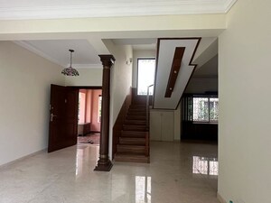 3.5 BHK Villa – Entrance View at Brookefield - for Rent