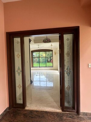 3.5 BHK Villa – Entrance View at Brookefield - for Rent