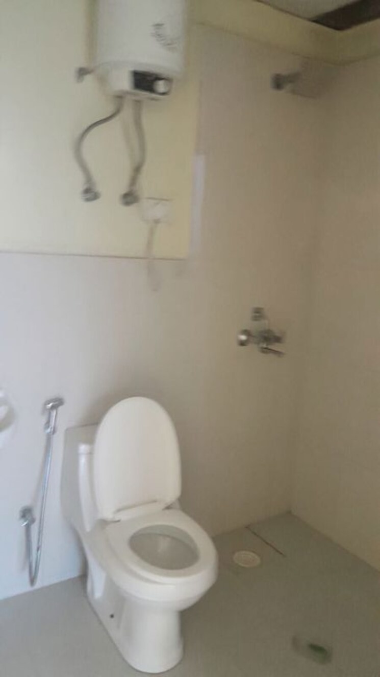 Bathroom, pyramid-urban-homes-3 2 Bedroom 698 Sq.Ft. Apartment In Sector 67a Gurgaon 9731886