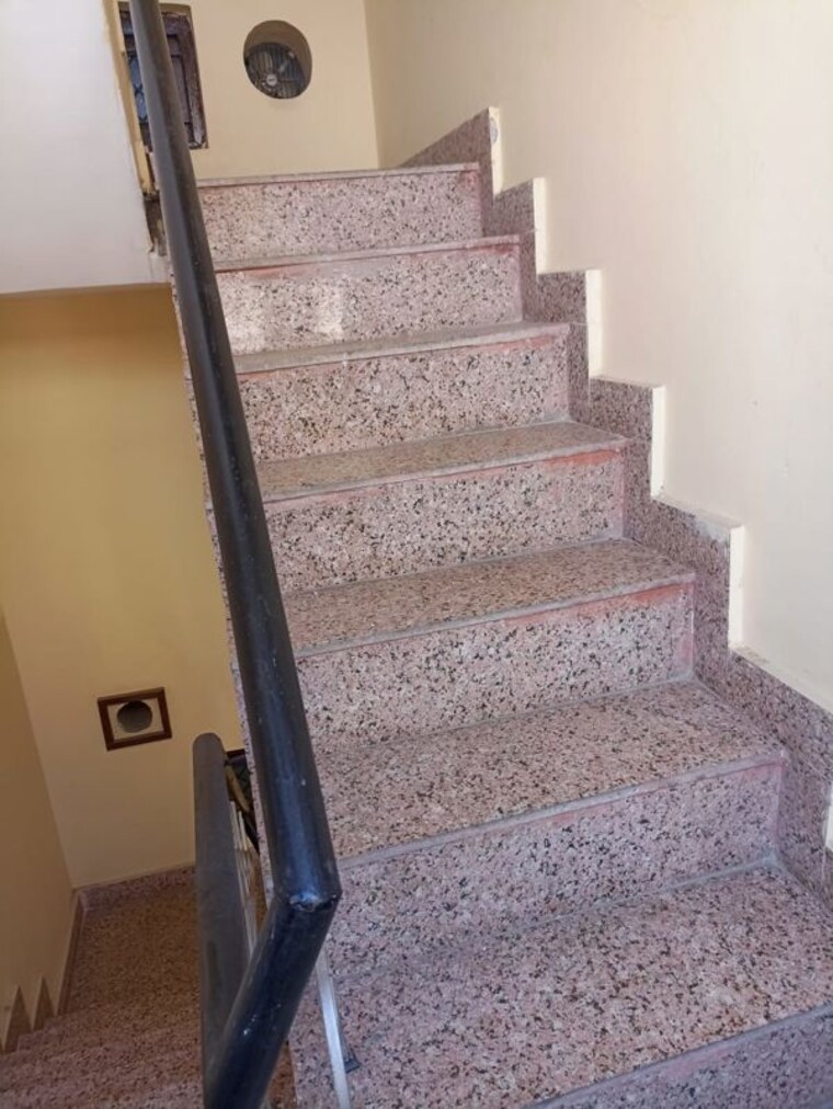 undefined, sector 55 2 Bedroom 1110 Sq.Ft. Independent House In Sector 55 Noida 9731895