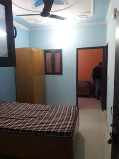 2 BHK + Pooja Room,Servant Room,Extra Room Independent House For Rent in Sector 55