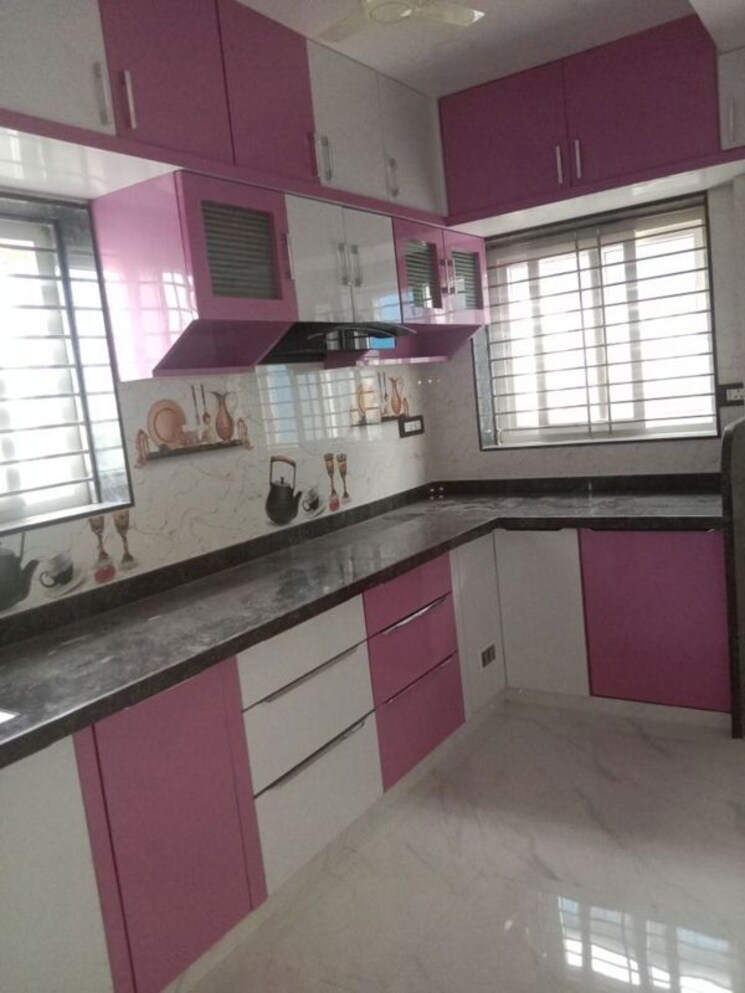 Kitchen, vineet khand Pg For Girls In Vineet Khand 9731901