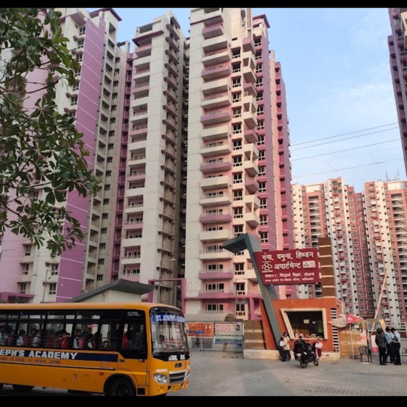2.5 BHK + Study Room 1280 Sq.Ft. Apartment in UPAVP Ganga Yamuna And Hindon Enclave