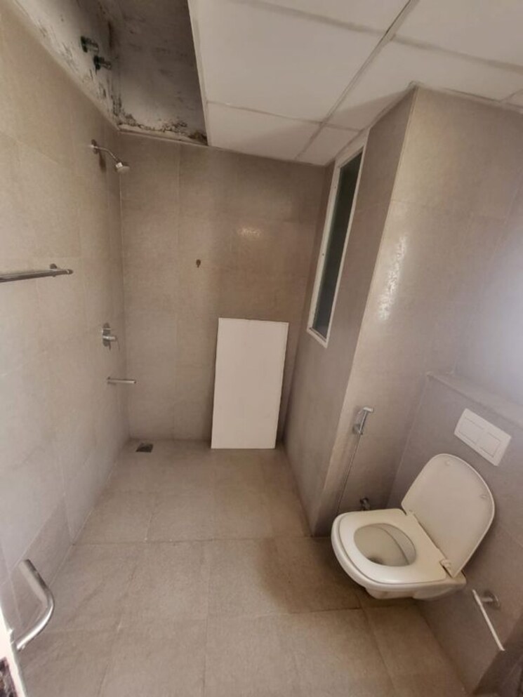 Bathroom, conscient-heritage-max 3 Bedroom 1943 Sq.Ft. Apartment In Sector 102 Gurgaon 9731928
