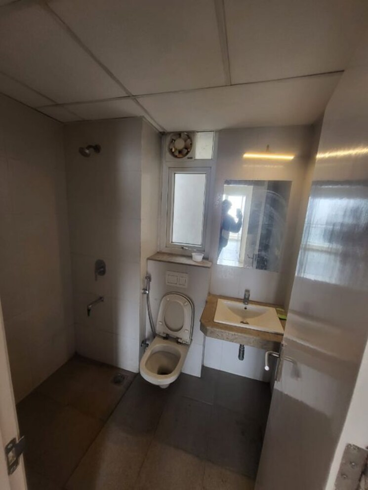 Bathroom, conscient-heritage-max 3 Bedroom 1943 Sq.Ft. Apartment In Sector 102 Gurgaon 9731928