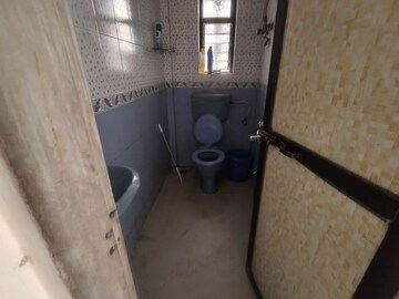Bathroom in 2 BHK Apartment at Nishant Enclave, Vashi Sector 28 – for Rent