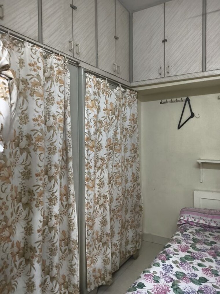Bedroom, vile parle west 1 Bedroom 470 Sq.Ft. Apartment In Vile Parle West Mumbai 9731982