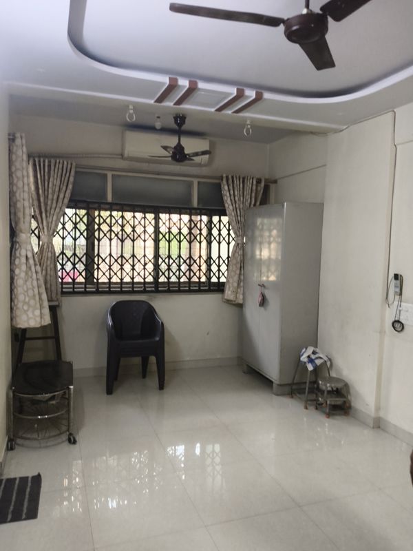 1 BHK Apartment For Rent in Vile Parle West