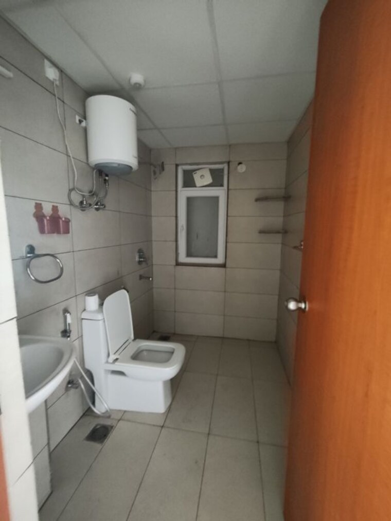 Bathroom, tata-eureka-park 3 Bedroom 1575 Sq.Ft. Apartment In Sector 150 Noida 9731990