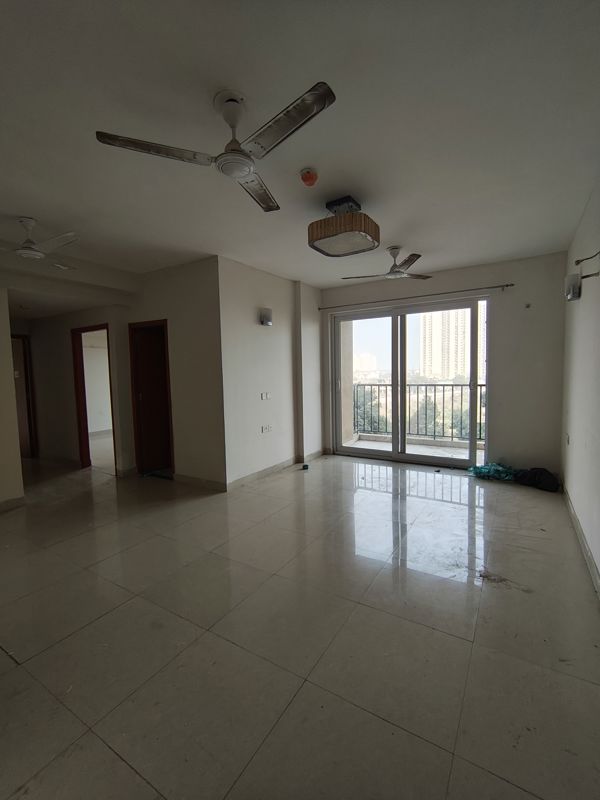 3 BHK + Servant Room Apartment For Rent in Tata Eureka Park