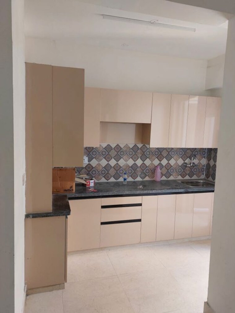 Kitchen, signature-the-millennia-3 2 Bedroom 687 Sq.Ft. Apartment In Sector 37d Gurgaon 9732012