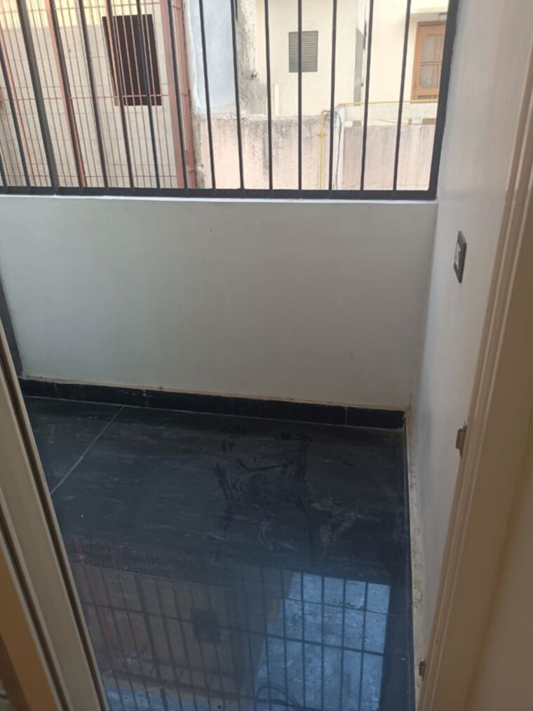 Balcony, shankar vihar 3 Bedroom 1545 Sq.Ft. Builder Floor In Shankar Vihar Delhi 9732023