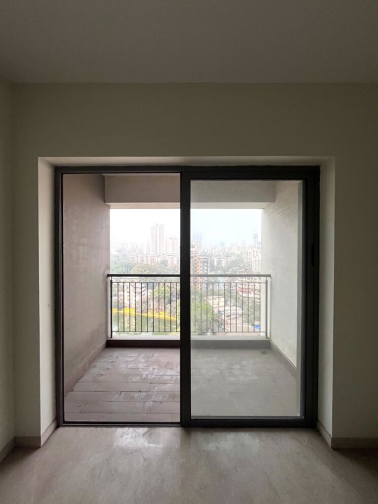 Room, kalpataru-paramount-a 2 Bedroom 900 Sq.Ft. Apartment In Kapur Bawdi Thane 9732053