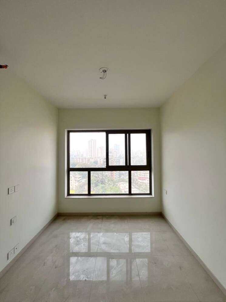 Room, kalpataru-paramount-a 2 Bedroom 900 Sq.Ft. Apartment In Kapur Bawdi Thane 9732053
