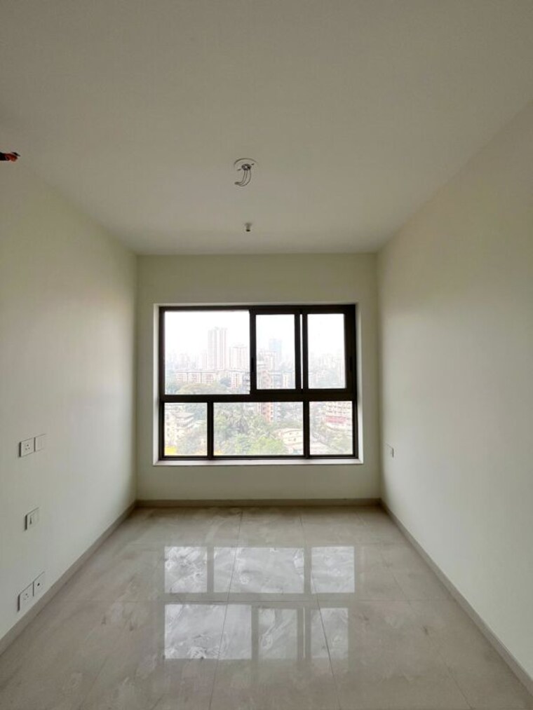 Room, kalpataru-paramount-a 2 Bedroom 900 Sq.Ft. Apartment In Kapur Bawdi Thane 9732053