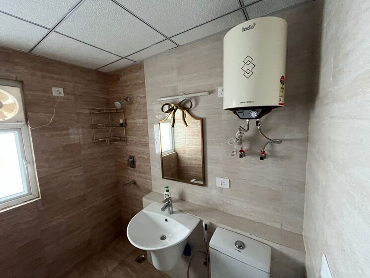 Bathroom, shree-vardhman-victoria 2 Bedroom 1350 Sq.Ft. Apartment In Sector 70 Gurgaon 9732075