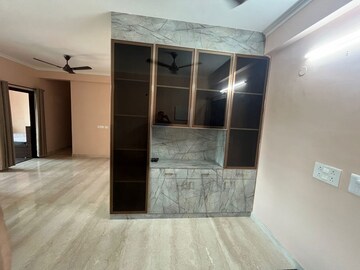 Room in 2 BHK Apartment at Shree Vardhman Victoria, Sector 70 – for Rent