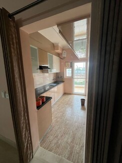 2 BHK Apartment For Rent in Shree Vardhman Victoria