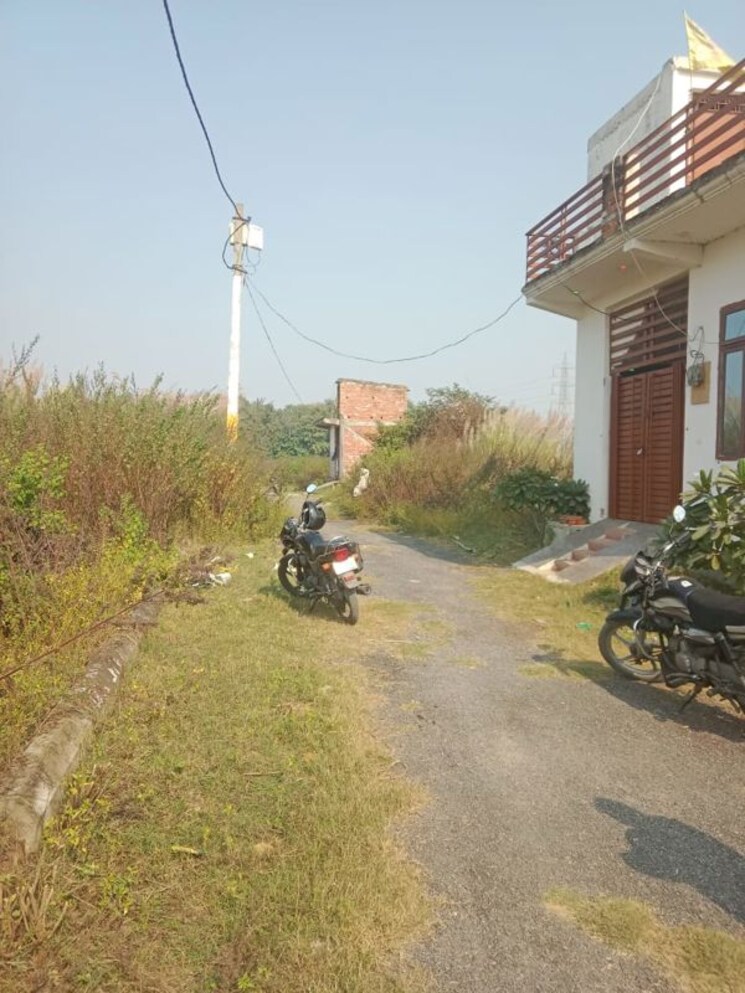 Garden, arsha-madhav-greens  2500 Sq.Ft. Plot In Gomti Nagar Lucknow 9732113