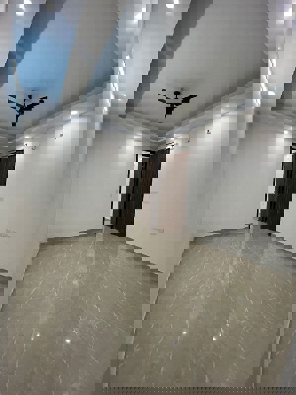 2 BHK Builder Floor For Rent in Chattarpur