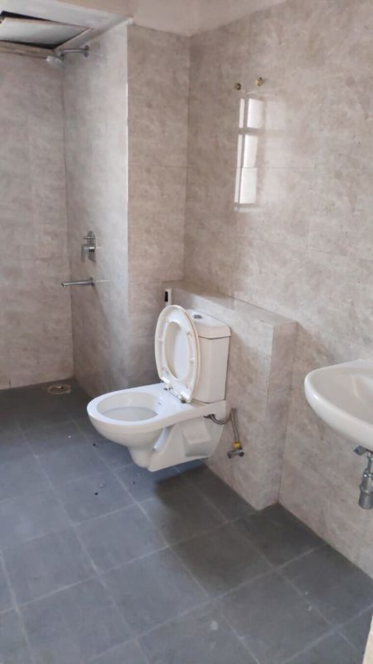 Bathroom, primarc-southwinds 2.5 Bedroom 920 Sq.Ft. Apartment In Rajpur Kolkata 9682633