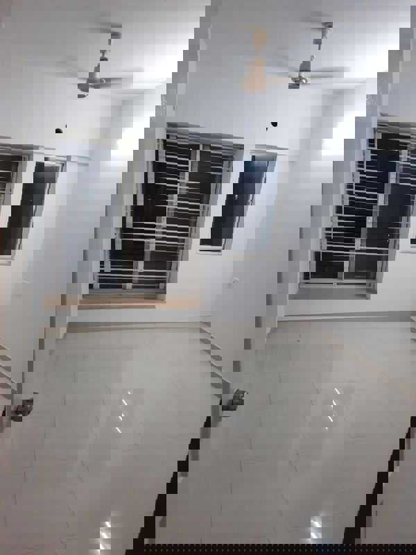 2 BHK 800 Sq.Ft. Apartment in Colonnade Apartment