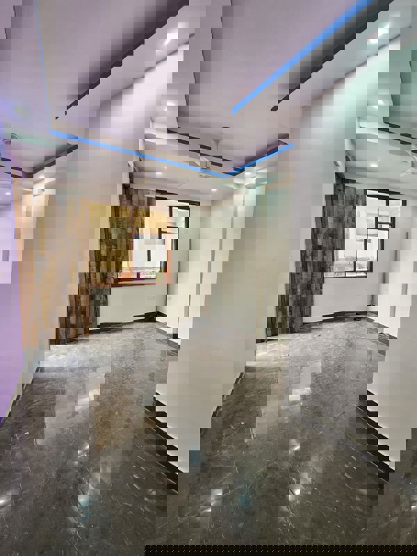 2 BHK Builder Floor For Rent in Adarsh Nagar