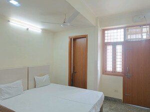 Room in 2 BHK Builder Floor at Chattarpur – for Rent