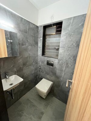 Bathroom in 2 BHK Apartment at Azad Nagar – for Rent