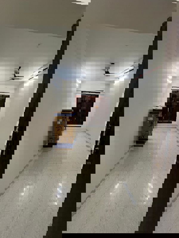 2 BHK Apartment For Rent in Azad Nagar, Andheri West,