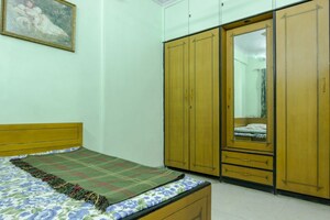 Bedroom in 5 BHK Independent House at Vashi Sector 28 – for Rent