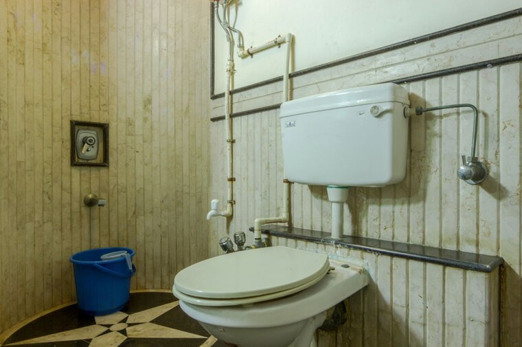 Bathroom, vashi sector 28 5 Bedroom 5000 Sq.Ft. Independent House In Vashi Sector 28 Navi Mumbai 9732162