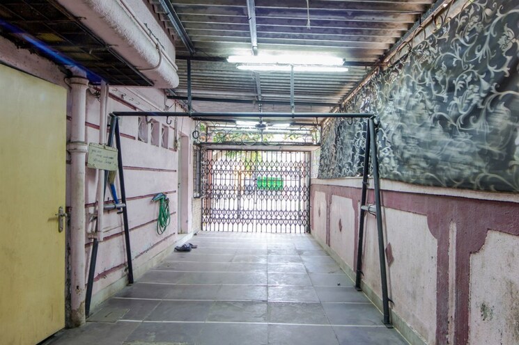 Balcony, vashi sector 28 5 Bedroom 5000 Sq.Ft. Independent House In Vashi Sector 28 Navi Mumbai 9732162