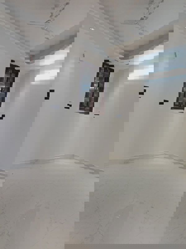 2 BHK Builder Floor For Rent in Saket