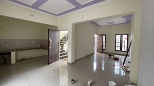 Room in 2 BHK Independent House at Deva Road – for Sale