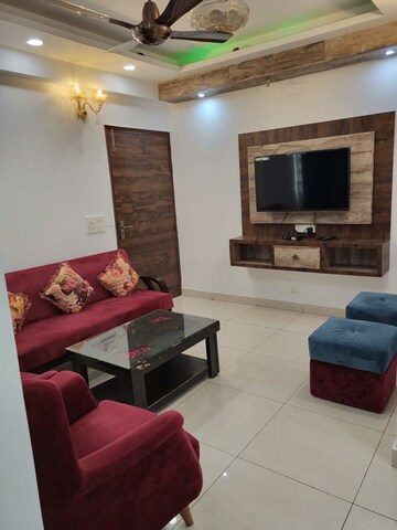 1 BHK Apartment For Rent in Sector 77