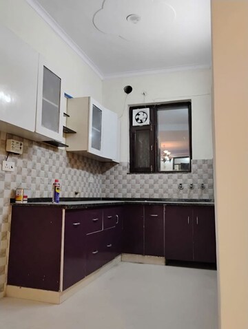 Kitchen in 3 BHK Builder Floor at Green Fields Colony – for Rent