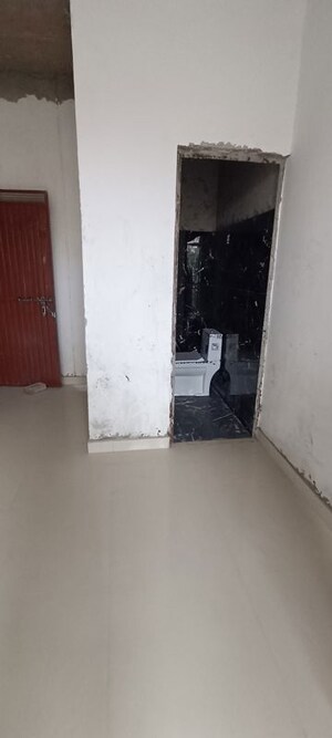 Room in  Showroom at Baltana – for Sale