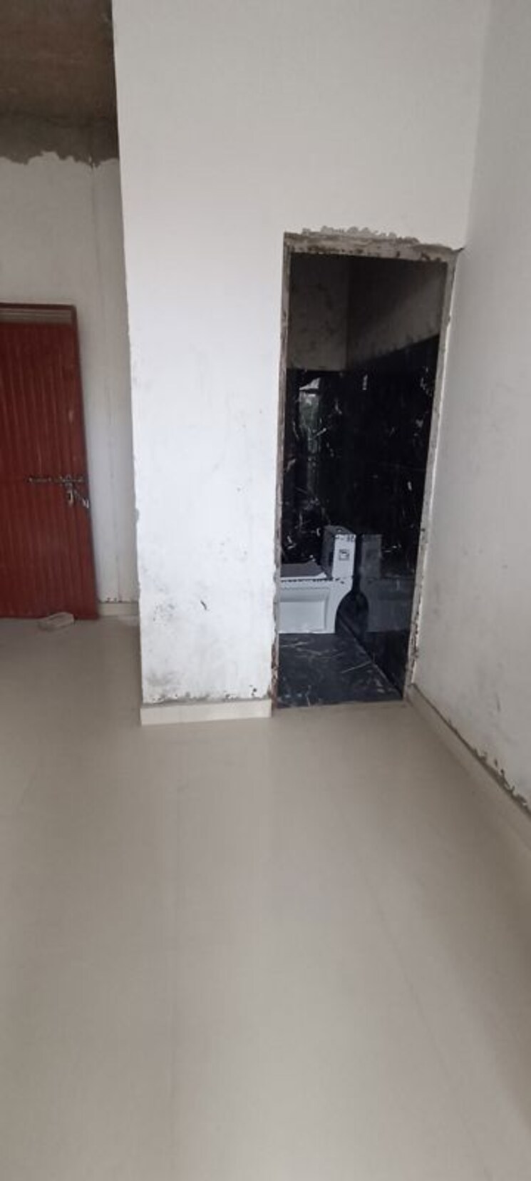 Room, baltana Commercial Showroom 321 Sq.Ft. In Baltana Zirakpur 9728418