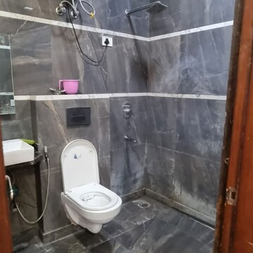 Bathroom in 3 BHK Apartment at Gulshan Gc Centrum, Ashiana Greens – for Rent